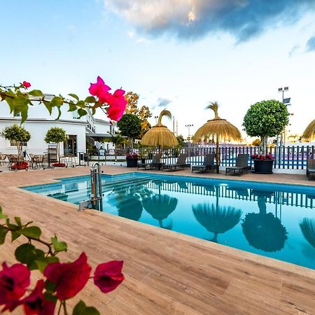 Hotel Residencia Deportiva Rozarossa à Estepona Extérieur photo