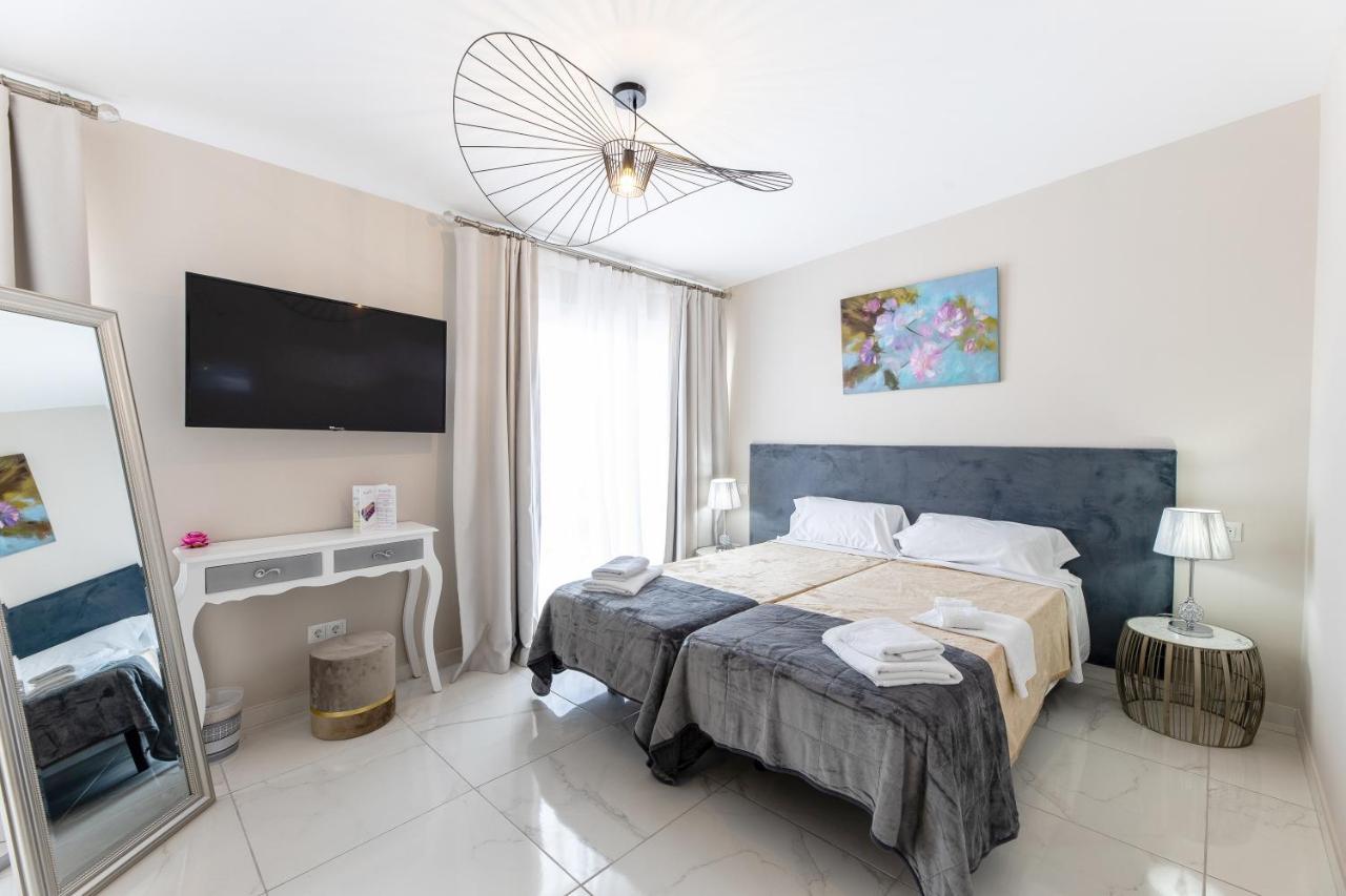 Hotel Residencia Deportiva Rozarossa à Estepona Extérieur photo