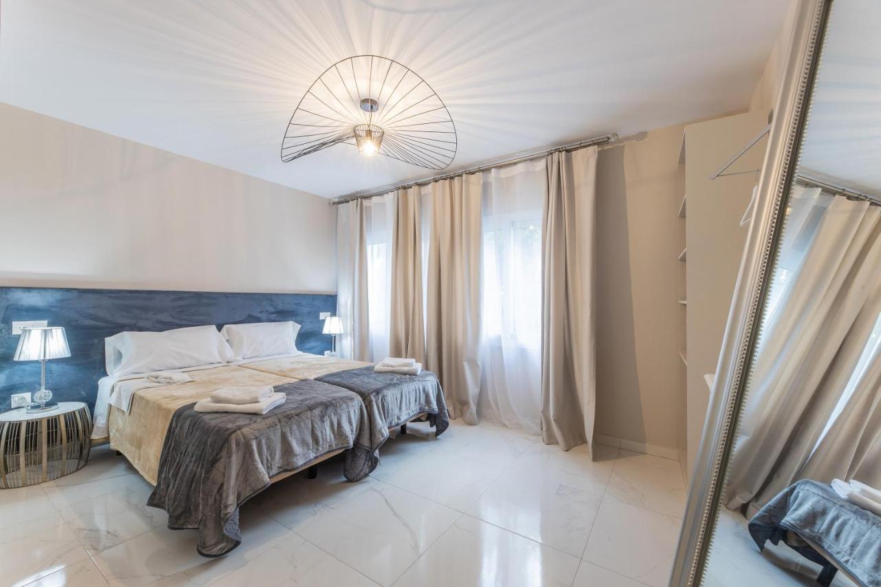 Hotel Residencia Deportiva Rozarossa à Estepona Extérieur photo