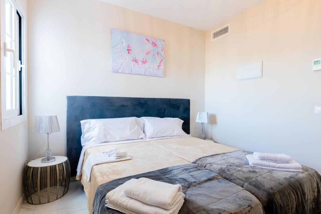 Hotel Residencia Deportiva Rozarossa à Estepona Extérieur photo